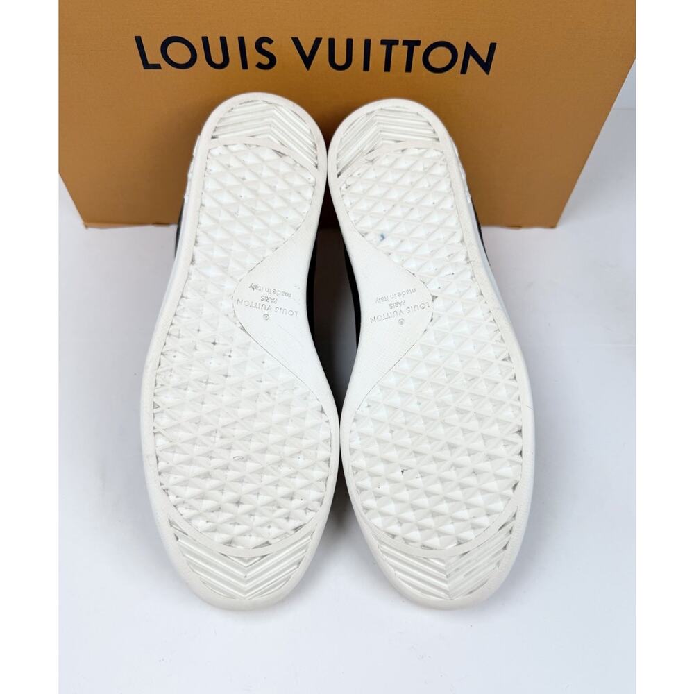 Size 7LV/8US - Louis Vuitton Luxembourg Monogram Sneakersπ€ RETAIL $1.2K! - Picture 7 of 9